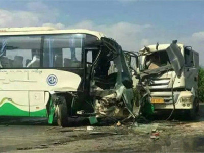 天津武清发生一起交通事故 4人遇难48人受伤