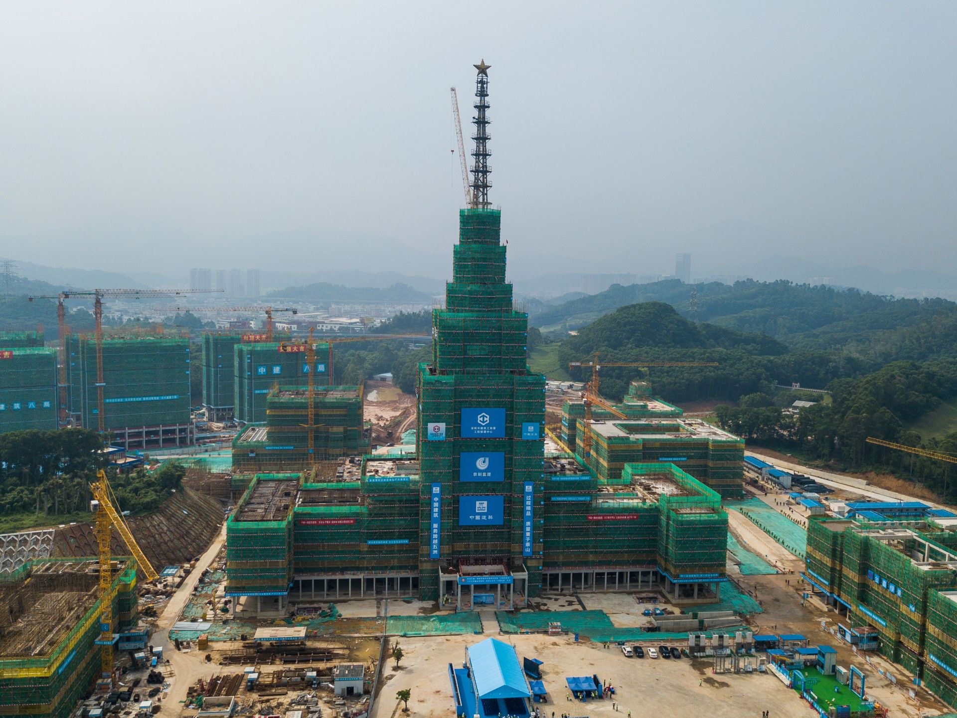 中俄第一所合作大学深圳北理莫斯科大学封顶