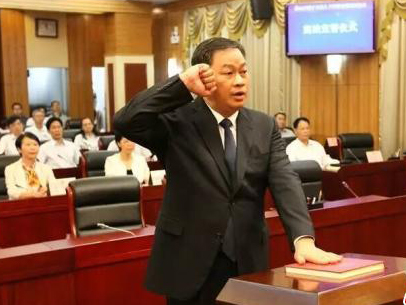 邓建伟出任广东佛山副市长、公安局长