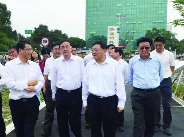 王伟中：不折不扣落实《水十条》坚决完成治水提质任务