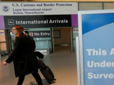 登机系统故障影响全球多个国际机场 离境大厅排长队