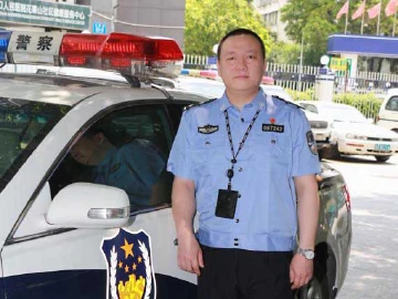 邢涛：胆大心细的破案尖兵