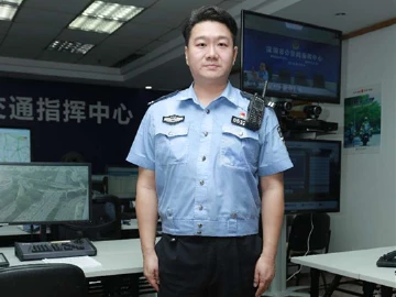 芦阳阳：助力建设交警智能指挥中心 