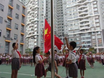 深圳名校集团化办学促进教育优质均衡发展