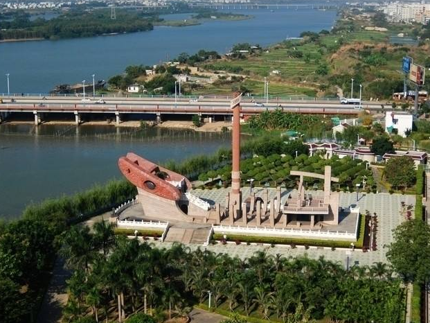 汕头民企以木为媒搭建连通世界友谊之桥