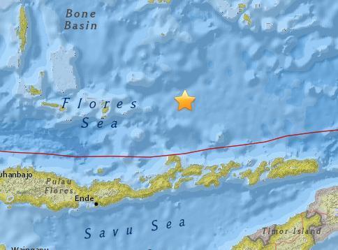 印尼东部班达海发生6.6级地震 震源深度549公里