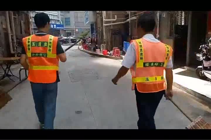 直播体验环卫工