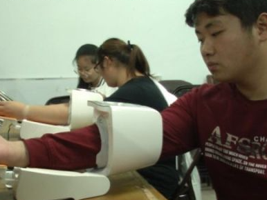 又是别人家的大学！用减肥来代替一般的体育课