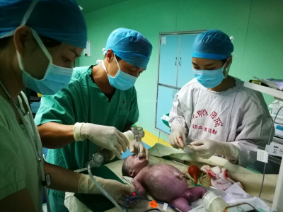一天两场生命大营救！大鹏妇幼保健院保住母婴四条命