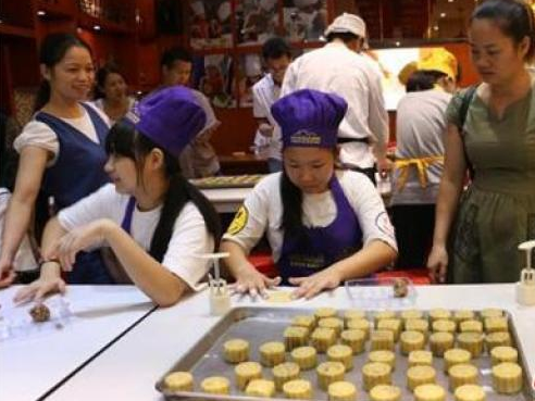 观潮、祭月、拜兔爷……中秋节习俗知多少？