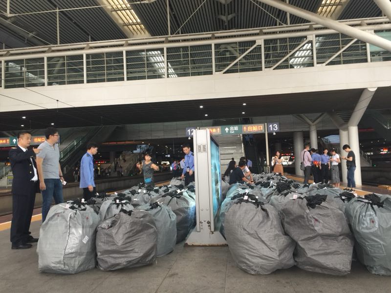电商物流进入高铁时代 广铁“双十一”增开货运专列