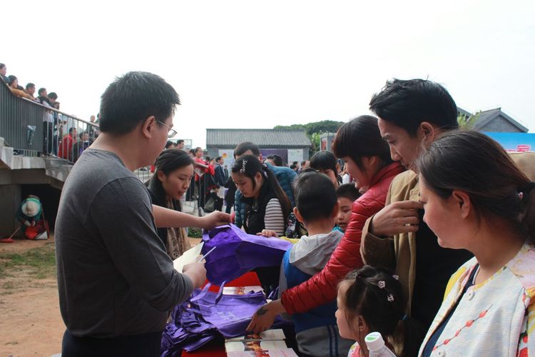 福永暖心送安全——记《安全生产法》宣传活动周