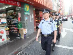 朱锡贤：守护群众的金色盾牌 