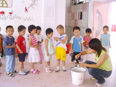 世界顶级儿科专家汇集深圳 聚焦儿童传染性疾病