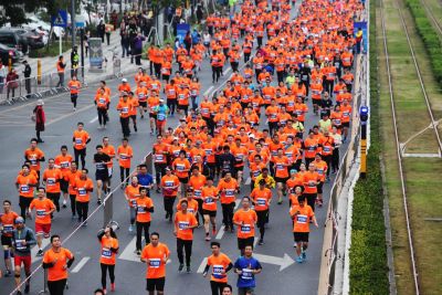 “与有轨电车同行” 2017年龙华区微型马拉松开跑