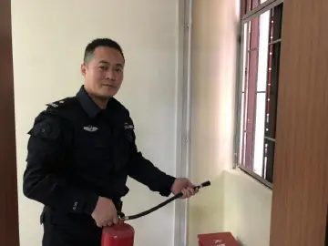 每日警星 | 张军：忠诚守护辖区消防安全