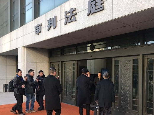 保姆纵火案辩护律师擅自离庭 广东司法厅对其立案调查