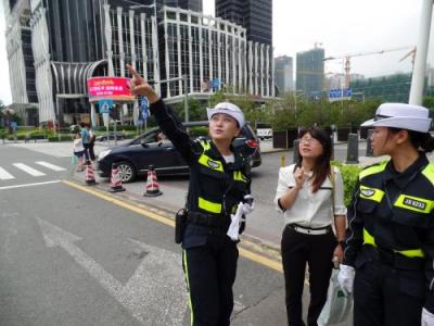 深圳新增361个电子警察！专拍开车玩手机、不系安全带！