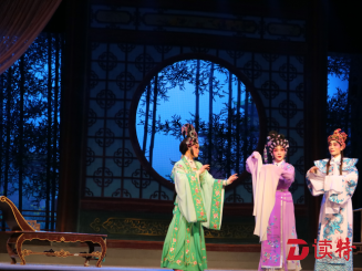 公益演出“粤秀剧场”完美收官！《雾锁东宫》送上新年祝福