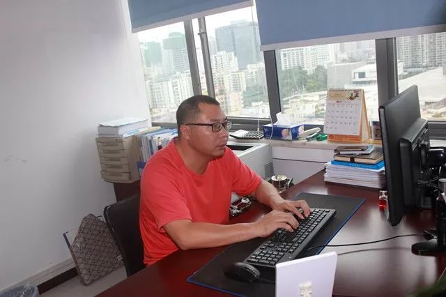 安监先锋｜欧阳范炉：为头发买保险的安监人