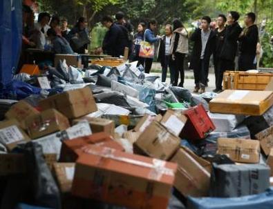 中国首次发布快递物流指数 11月份指数为112.1%