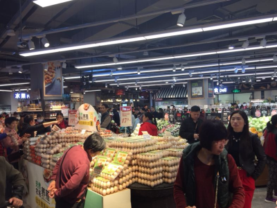 零售发展新趋势！天虹全国首家独立超市主推生鲜食品