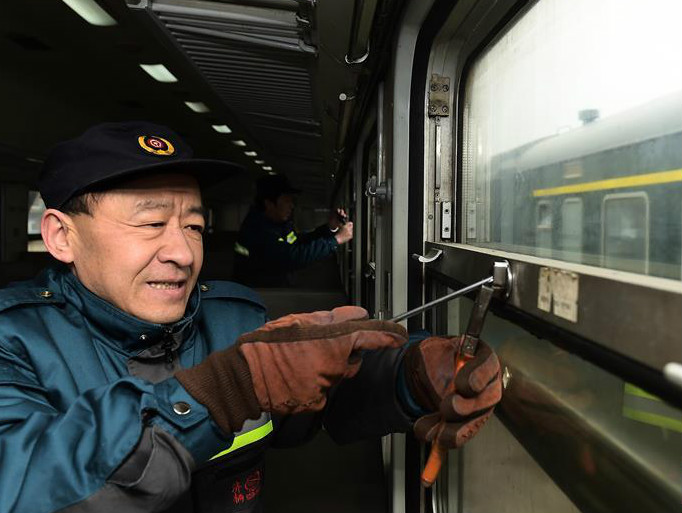 首趟“支南列车”抵粤！
