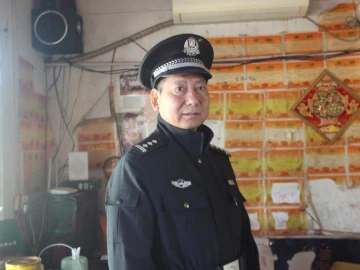 李瑜华：警队“老黄牛”平凡铸忠诚