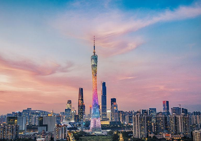 习近平新时代中国特色社会主义思想研究中心成立座谈会召开