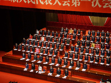 广东2017年地区生产总值8.99万亿，连续29年居全国首位