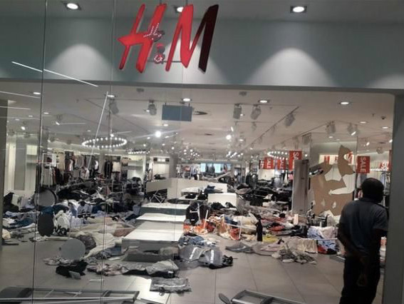 童装广告涉嫌种族歧视？H&M南非“摊上事”