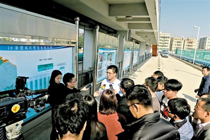 中央、省市媒体采访团集中采访宝安河长制经验