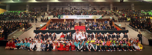 澳门青年载歌载舞庆祝特别基本法颁布25周年 