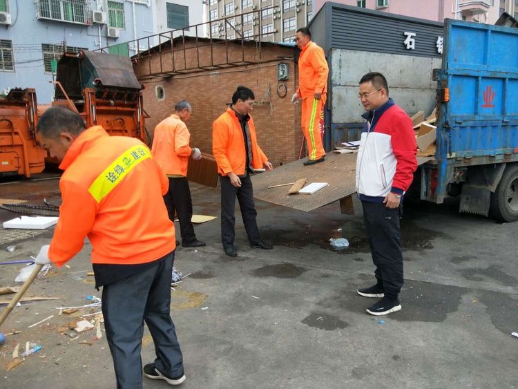 西丽街道对垃圾转运站、废品收购站开展消防安全检查