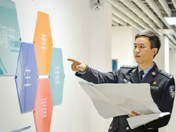 每日警星 | 伍金明：派出所的“产线架构师” 