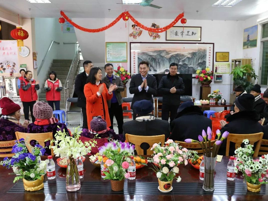 他们收到最暖心的问候，开心乐不停