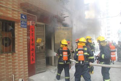 春节期间深圳消防接处警180宗 同比去年降幅近30%