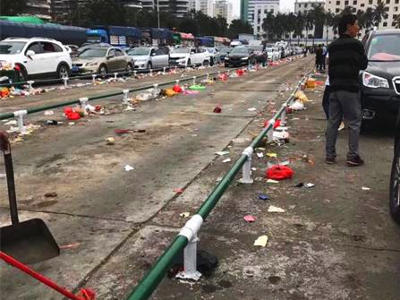 不但扎眼还很扎心！万车滞留后的海南港口是这样一番景象