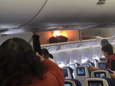 南航客机行李架起火 “罪魁”竟是旅客携带的充电宝