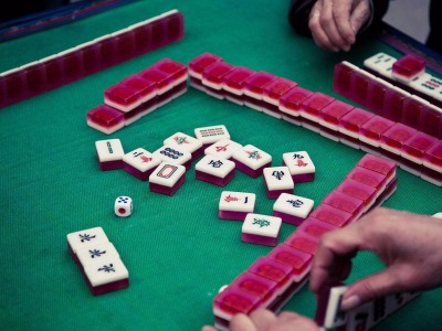 媒体：春节期间玩“小麻将”，打多大算赌博？