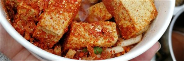 离乡返程 除了“妈妈给装的后备箱”还有这些热门话题