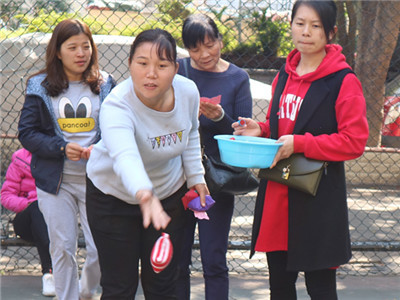 这场运动会，航城街道鹤州社区的姐妹们玩嗨了！