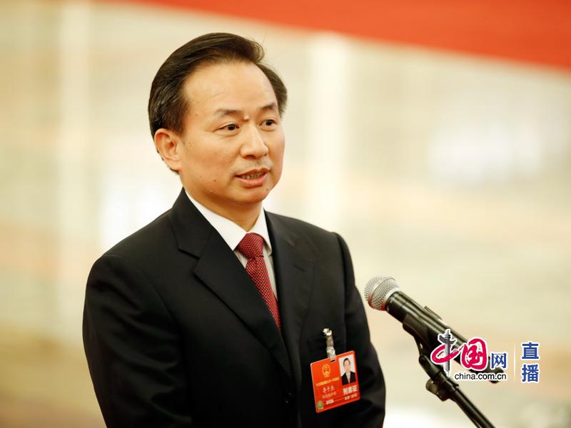 关于房价、空气质量、体育改革，部长们都回应了！