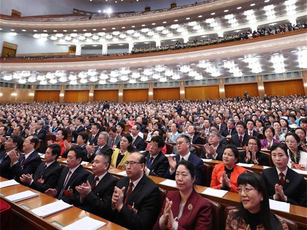 艰苦奋斗,书写新时代的光辉伟业