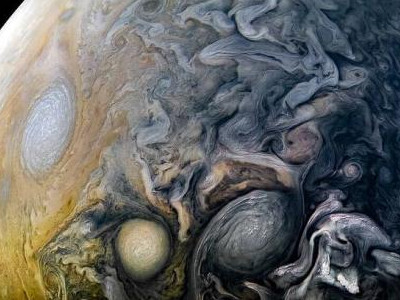 漫看木星云卷云舒：宇宙涡旋怒放 形态变幻莫测