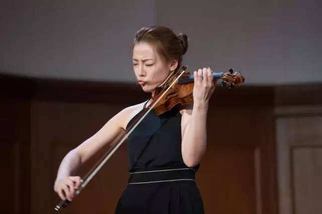 韩裔青年小提琴家康珠美将在澳门表演