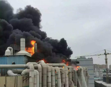 宝安一工业园突发大火责任人已被公安机关控制