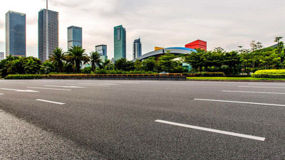 深圳将给市内道路做个“整容”，路面路牌护栏一个都不能少