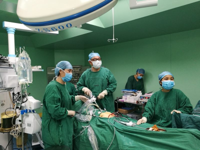 大鹏新区成功实施首例4级宫腹腔镜联合手术