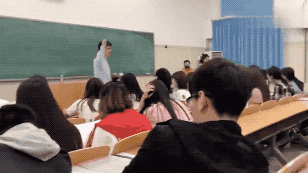 高校合唱团排《可惜不是你》，唱哭了多少“有缘无分”的恋人